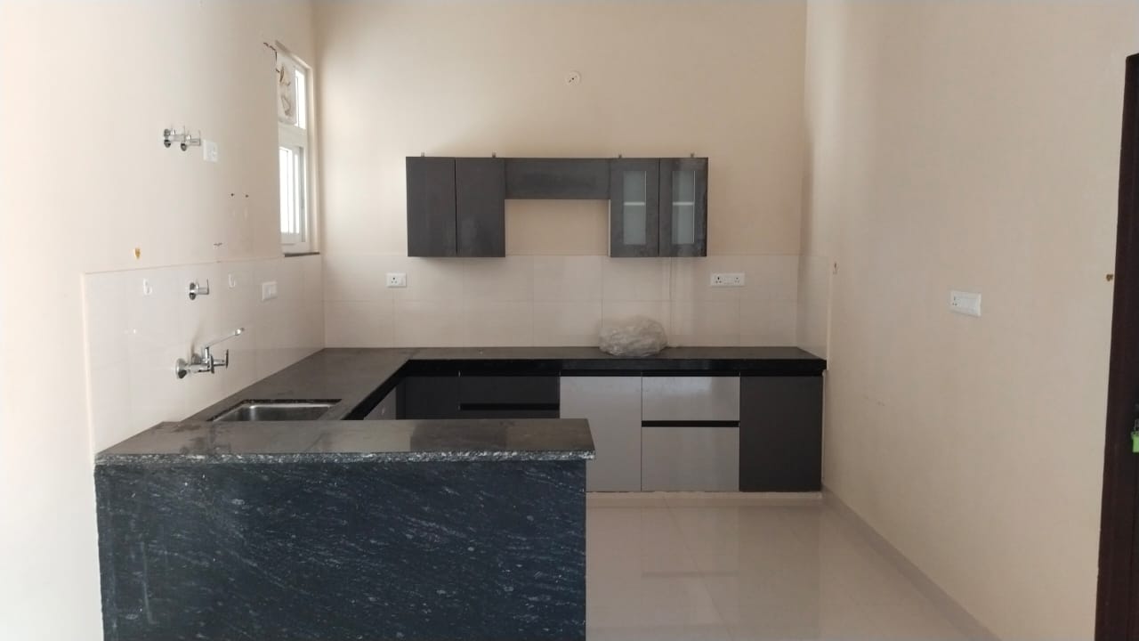 Spacious 4BHK Flat 2 Floor for Rent in Mansarovar, Jaipur-Mansarover-Jaipur